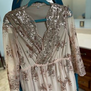 Elegant sequin dress. Women’s large